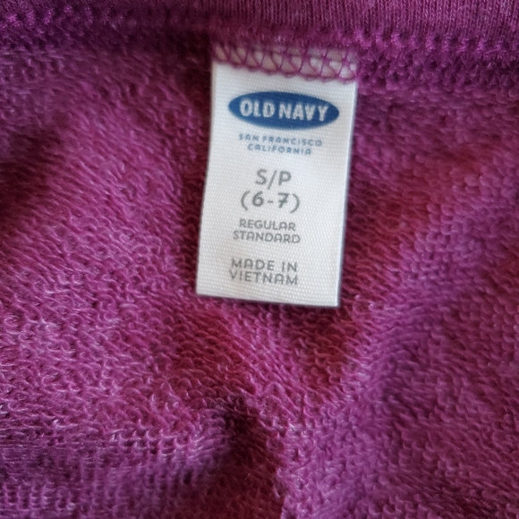 Old Navy Girls Long Sleeve Criss-cross Hem Sweatshirt, Burgundy, S - Picture 3 of 6
